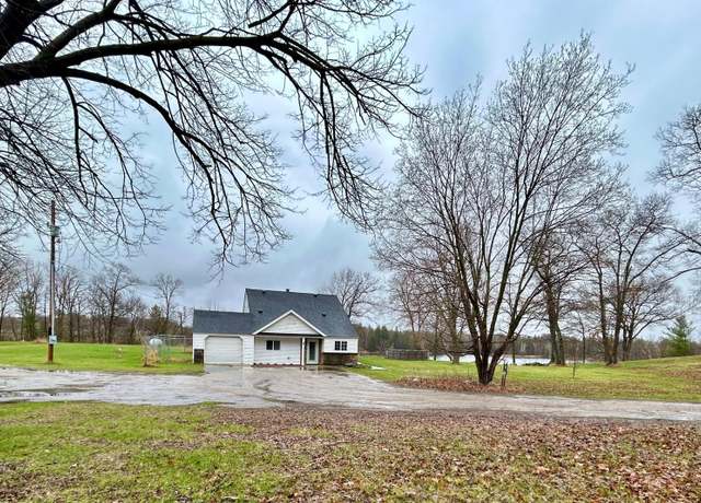 Property at 17813 Disse Rd, Erie Twp, MN 56501, 4 beds, 2 baths