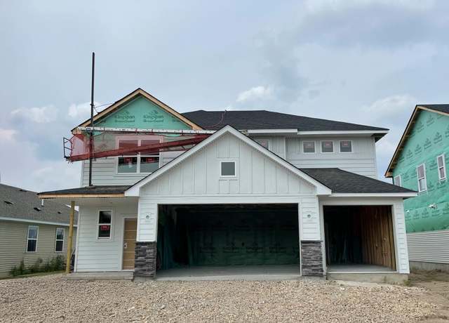 Property at 2769 Green Ash Ave, Shakopee, MN 55379, 4 beds, 3 baths