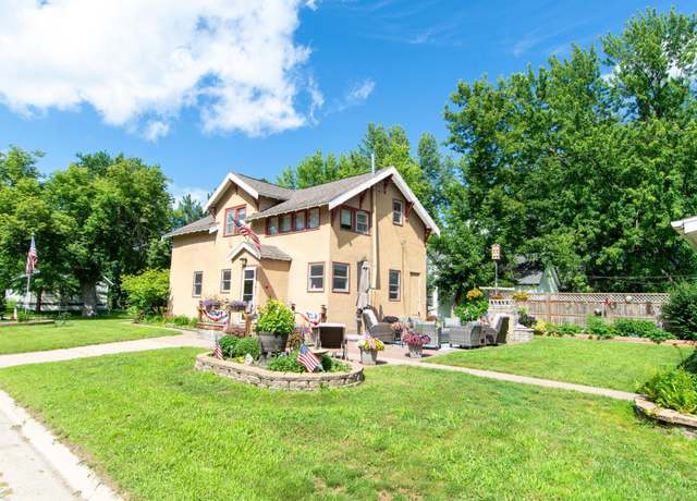 Property at 502 G St NE, Brainerd, MN 56401, 4 beds, 2 baths
