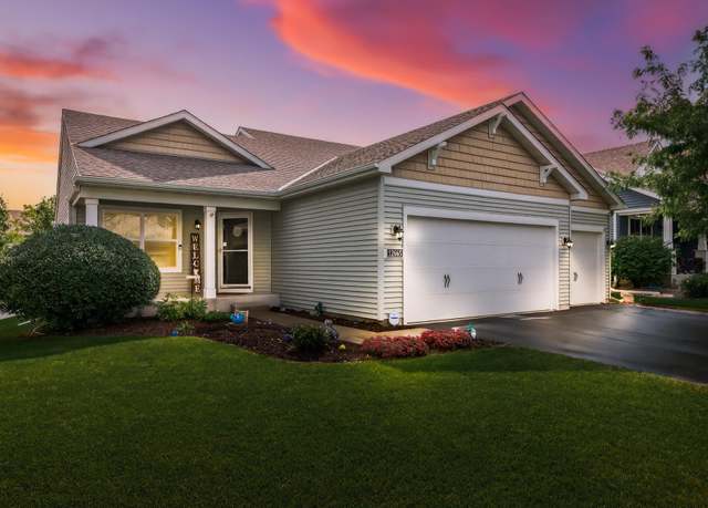 Property at 12665 Inglewood Ave S, Savage, MN 55378, 4 beds, 3 baths