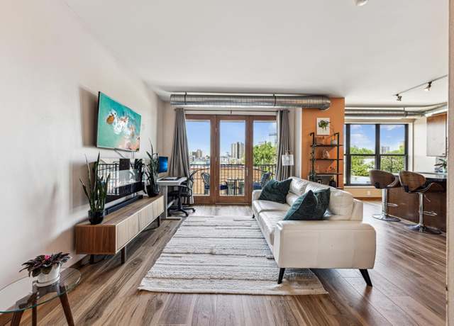 Property at 15 E Franklin Ave #312, Minneapolis, MN 55404, 1 bed, 1 bath