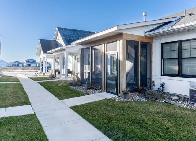 Property at 5063 216th St W, Farmington, MN 55065, 2 beds, 2 baths