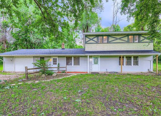 Property at 10035 Trail Haven Rd, Corcoran, MN 55340, 3 beds, 3 baths