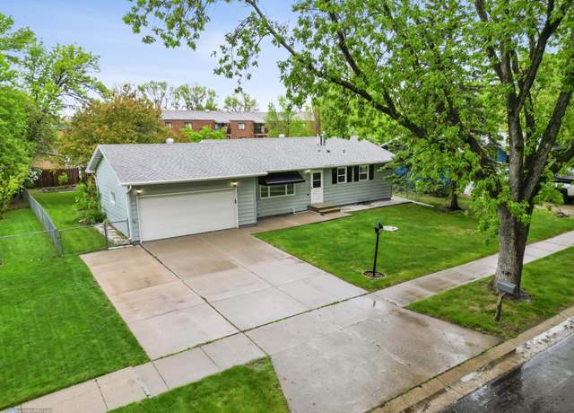 Property at 2207 16th St S, Fargo, ND 58103, 3 beds, 2 baths