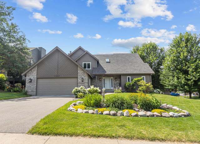 Property at 11007 Jackson Dr, Eden Prairie, MN 55347, 4 beds, 4 baths