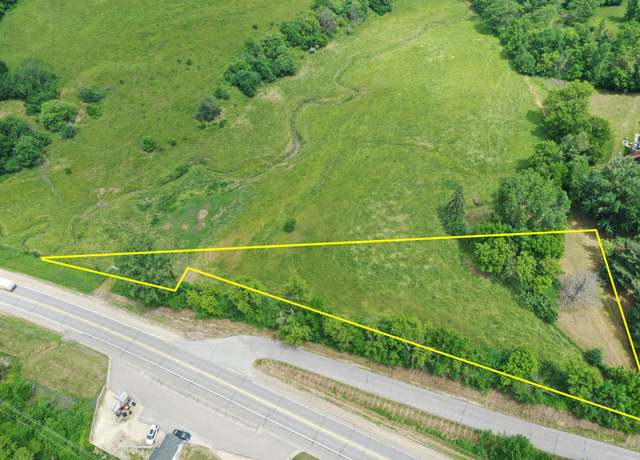Property at 770 W Hill St, Ellsworth, WI 54011