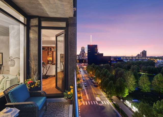 Property at 215 10th Ave S #812, Minneapolis, MN 55415, 3 beds, 3 baths