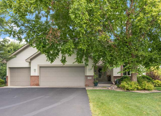 Property at 13554 Aspen Dr, Rogers, MN 55374, 6 beds, 4 baths