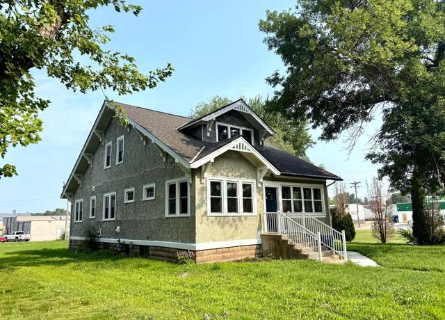 Property at 1333 1st Ave, Gibbon, MN 55335, 3 beds, 2 baths