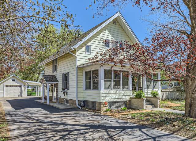 Property at 707 St. Croix St, Hudson, WI 54016, 4 beds, 2 baths