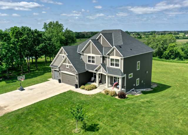 Property at 18340 Forest Rd N, Forest Lake, MN 55025, 6 beds, 5 baths
