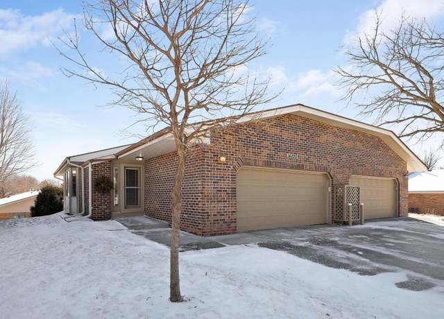 Property at 14825 18th Ave N, Plymouth, MN 55447, 2 beds, 3 baths