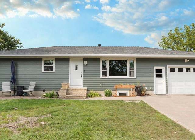 Property at 1709 14th St E, Glencoe, MN 55336, 4 beds, 2 baths