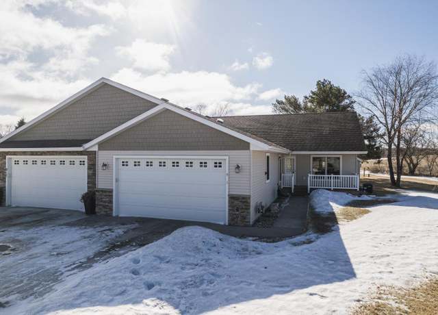 Property at 913 Lake Forest Cir, Detroit Lakes, MN 56501, 3 beds, 3 baths