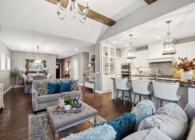 Property at 2961 Highwood Dr, Chanhassen, MN 55317, 3 beds, 3 baths