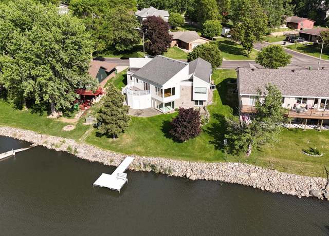 Property at 1976 Bay St, Worthington, MN 56187, 4 beds, 4 baths