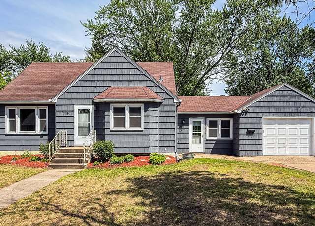 Property at 938 Selby Ave, Saint Paul Park, MN 55071, 3 beds, 2 baths