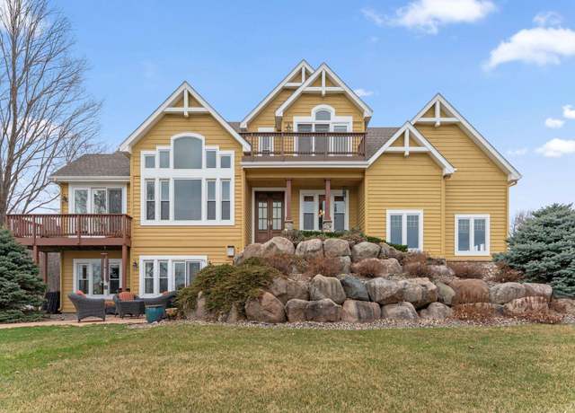 Property at 15331 Red Oaks Rd SE, Prior Lake, MN 55372, 4 beds, 4 baths