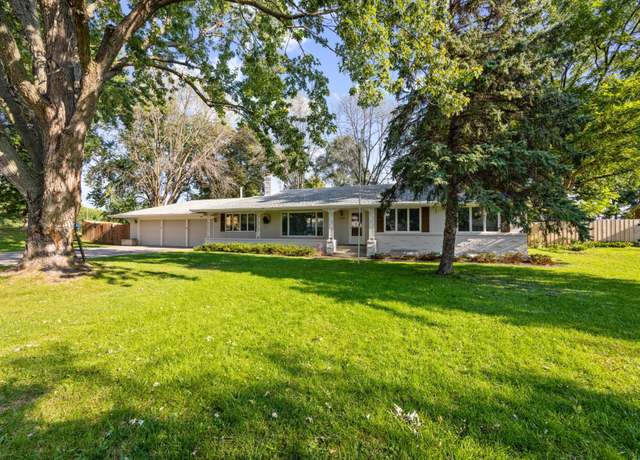 Property at 4828 Valley View Rd, Edina, MN 55424, 4 beds, 3 baths