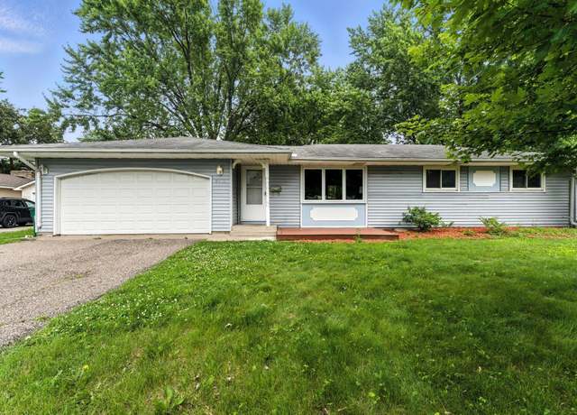 Property at 8413 Columbus Ave S, Bloomington, MN 55420, 4 beds, 2 baths