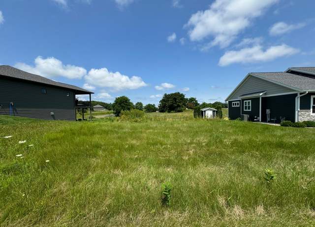 Property at 105 Emerald Lake Dr, Lake City, MN 55041