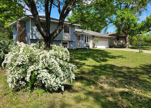 Property at 16836 Galena Ave W, Lakeville, MN 55068, 3 beds, 2 baths