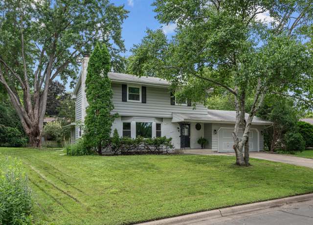 Property at 2435 Lamplighter Ln, Golden Valley, MN 55422, 4 beds, 3 baths