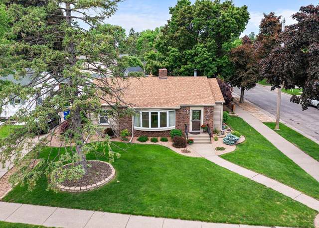 Property at 743 Cottage Ave W, Saint Paul, MN 55117, 3 beds, 2 baths
