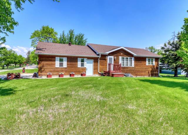 Property at 518 2nd St, Hawley, MN 56549, 4 beds, 3 baths