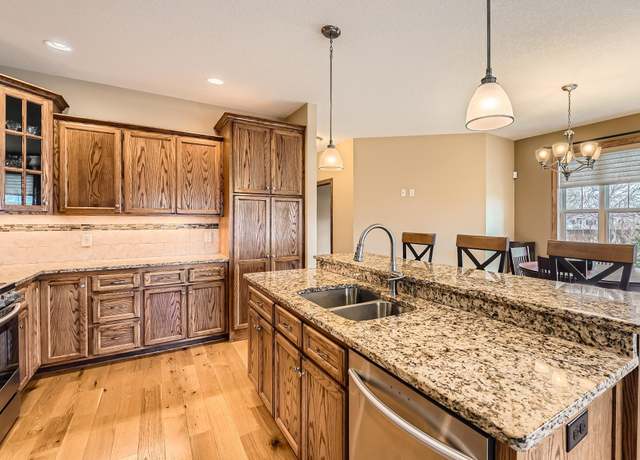 Property at 20620 Everton Way N, Forest Lake, MN 55025, 4 beds, 3 baths