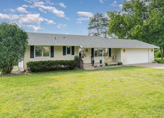 Property at 2223 Duluth St, Maplewood, MN 55109, 3 beds, 2 baths