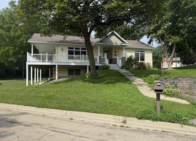 Property at 709 Blackmer Ave, Albert Lea, MN 56007, 3 beds, 3 baths