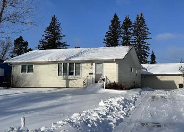 Property at 53 Elm Blvd, Babbitt, MN 55706, 3 beds, 2 baths