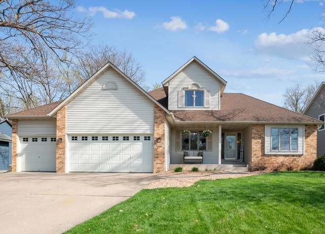 Property at 2187 14th Ave E, North Saint Paul, MN 55109, 4 beds, 4 baths