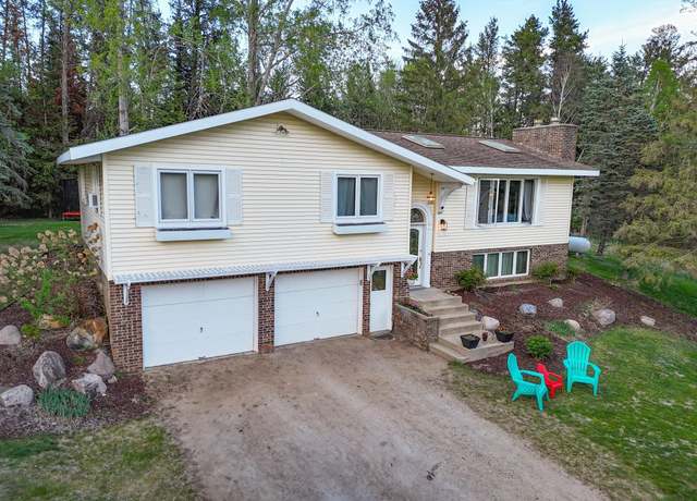 Property at 1021 Lakewood Dr NW, Bemidji, MN 56601, 3 beds, 3 baths