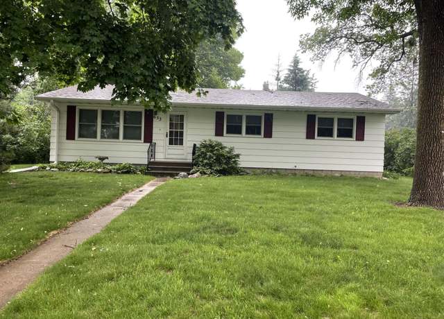 Property at 653 12th Ave NW, New Brighton, MN 55112, 3 beds, 2 baths