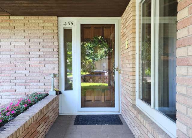 Property at 1455 Grace Ave SW, Willmar, MN 56201, 4 beds, 4 baths