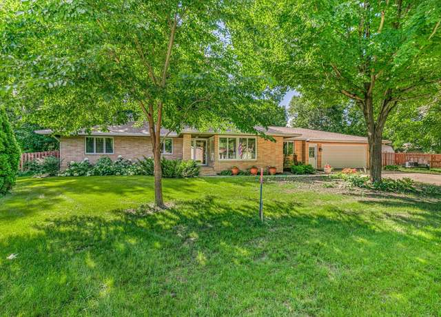 Property at 1455 Grace Ave SW, Willmar, MN 56201, 4 beds, 4 baths