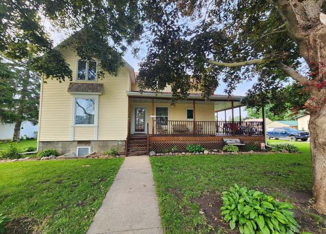 Property at 105 E Main St, Brownsdale, MN 55918, 6 beds, 2 baths