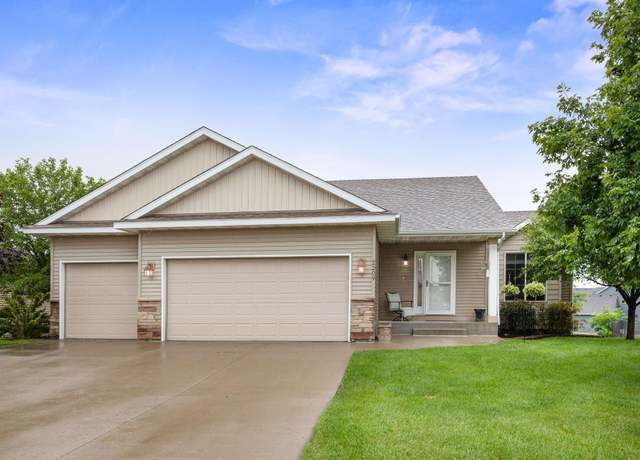 Property at 2209 Longhorn Ln, Buffalo, MN 55313, 3 beds, 3 baths