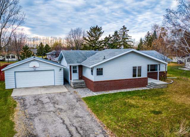 Property at 311 Oriole Ave N, Thief River Falls, MN 56701, 3 beds, 2 baths