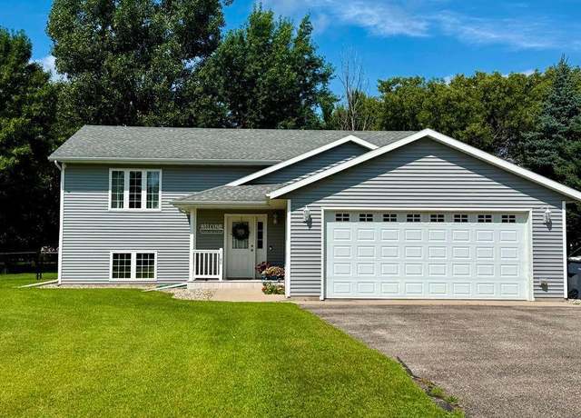 Property at 1120 Madisson St, Alexandria, MN 56308, 4 beds, 3 baths