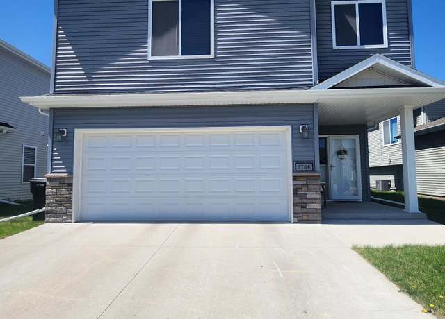 Property at 2746 Divide St W, West Fargo, ND 58078, 3 beds, 3 baths