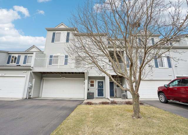 Property at 3702 Abercrombie Ln, Stillwater, MN 55082, 2 beds, 2 baths