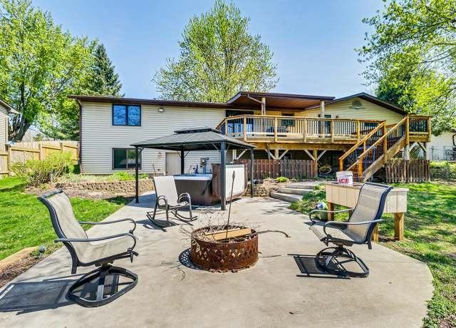 Property at 625 Field Ave, River Falls, WI 54022, 4 beds, 2 baths