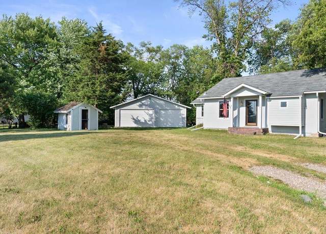 Property at 7247 Eden Prairie Rd, Eden Prairie, MN 55346, 2 beds, 2 baths