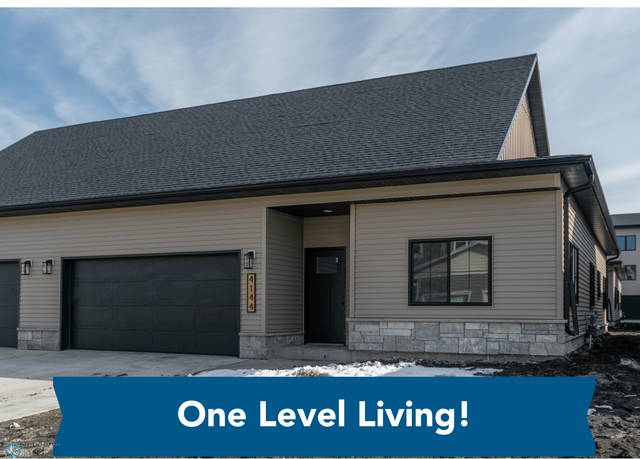 Property at 4150 Arthur Dr, Fargo, ND 58104, 3 beds, 2 baths