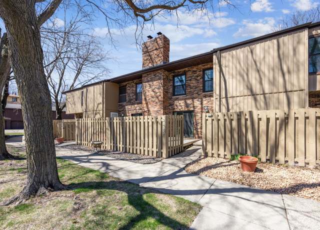 Property at 2403 Unity Ave N, Golden Valley, MN 55422, 2 beds, 3 baths