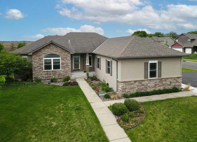 Property at 495 Riverview Rd, Delano, MN 55328, 3 beds, 3 baths