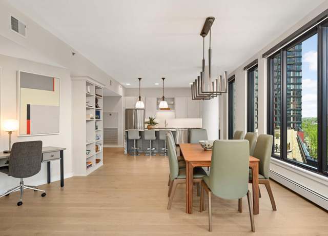 Property at 1240 S 2nd St #301, Minneapolis, MN 55415, 2 beds, 2 baths